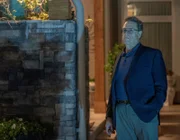 Eli Gemstone (John Goodman)