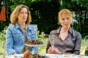 L-R: Christiane Boj (Franziska Hackl), Miriam Hintz (Franziska Weisz).