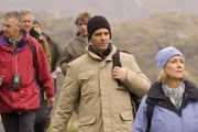 DS Ben Jones (M.: Jason Hughes),  Dr. James Kirkwood (2.v.l.: David Yelland),  Bryn Williams (hinter J. Hughes: William Thomas), Delyth   Mostyn (r.: Sharon Morgan)