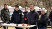 L-R: Adam Ruzek (Patrick John Flueger), Trudy Platt (Amy Morton), Hank Voight (Jason Beghe) und Hailey Upton (Tracy Spiridakos)