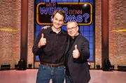 Treten bei "Wer weiß denn sowas?" als Kandidaten gegeneinander an: Der Schauspieler Fabian Hinrichs (l.) und der Schauspieler Joachim Król (r.).