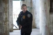 Ein Vergewaltiger, der aus dem Gefängnis entkommt, hält Amanda Rollins (Kelli Giddish) und das gesamte Team der SVU in Schach. Er entführt ein junges Mädchen und droht damit, sie umzubringen.