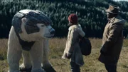 L-R:  Iorek Byrnison (Joe Tandberg) , Lyra Belacqua (Dafne Keen) and John Faa (Lucian Msamati)