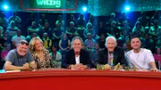 Foto, v.li.n.re: Markus Krebs, Lisa Feller, Hugo Egon Balder, Reiner Schöne und Özcan Cosar  Foto: Julia Feldhagen