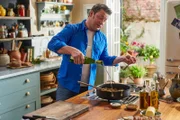 Jamie Oliver     +++