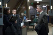 LAW & ORDER: SPECIAL VICTIMS UNIT -- "Criminal Stories" Episode 1518 -- Pictured: (l-r) Mariska Hargitay as Sgt. Olivia Benson, Josh Pais as Deputy Commissioner Hank Abraham, Alec Baldwin as Jimmy MacArthur