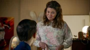 Mary Cooper (Zoe Perry).