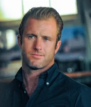 Versucht alles, um einen neuen Fall aufzuklären: Danny (Scott Caan) ...