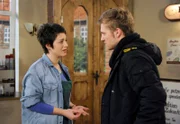 ARD ROTE ROSEN FOLGE 1468, am Montag (08.04.13) um 14:10 Uhr im ERSTEN. Ariane (Alexandra Horn, l.) geht überfordert auf Abstand, weil sie mit Robins (Niklas Osterloh, r.) kriminellem Potenial nicht umgehen kann.