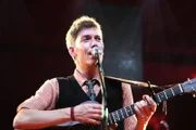 Beim 8. Heimatsound-Festival brachten einige der bekanntesten Bands der Szene den typischen "Heimatsound" auf die legendäre Bühne des Passionstheaters in Oberammergau. Dieses Mal dabei, die oberbayerische Pop-Band Pam Pam Ida.