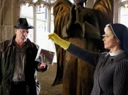 Die Nonne und der Kommissar - Der gefallene Engel Beweismaterial: Günther Maria Halmer als Kommissar Josef Baumert,  Ann-Kathrin Kramer als Schwester Camilla