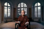 Glücksforscher Karma Ura aus Bhutan sieht Ordnung als Möglichkeit, den Geist aufzuräumen.