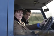 DCI Vera Stanhope (Brenda Blethyn, l.); DS Aiden Healy (Kenny Doughty, r.)