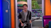 Max Thunderman (Jack Griffo)