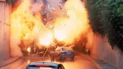 Bombenexperte Kollmann macht durch eine Explosion die Tunnelausfahrt unpassierbar...