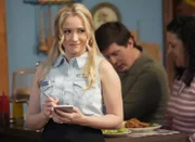 Mandy McAllister (Emily Osment)