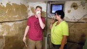 Marcel und Denise ergattern unbesehen ein Schnäppchenhaus.