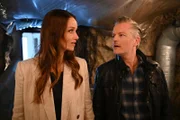Jenny (Kaja Schmidt-Tychsen) und Ingo (André Dietz) sind von der Überraschung überwältigt.
