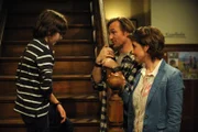 Zwischen Gregor und Felix entbrennt ein heißes Wortgefecht. Von links: Felix Kramer (Shayan Hartmann), Gregor (Holger M. Wilhelm) und Maria Brunner (Daniela März).