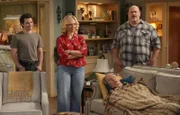 (v.l.n.r.) Georgie Cooper (Montana Jordan); Audrey McAllister (Rachel Bay Jones); Dale (Craig T. Nelson); Jim McAllister (Will Sasso)