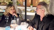 Die Geissens besuchen die Hamptons - das Sylt oder Saint-Tropez der Amerikaner. Später im Restaurant trauen Carmen und Robert ihre Augen kaum: dort gibt es Weinflaschen in normalen Größen für 13.000 US-Dollar. Zum Glück finden sie noch eine preiswertere Flasche.
