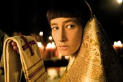 Johanna (Johanna Wokalek) wird zum Papst geweiht.