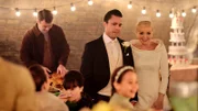 Matthew Aylward (Olly Rix) und Trixie Franklin (Helen George)