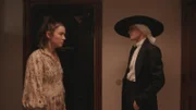 Missy (l. Jasper Polish) und The Woman (Kate Bosworth)