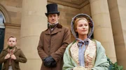 Herzogin Sophie von Monmouth (Lily Travers) und Herzog Charles von Monmouth (Nicholas Audsley, r.)