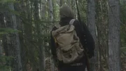 Verdächtiger versteckt sich in den Wäldern Alaskas
