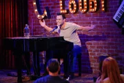 Max (Cheyenne Jackson)