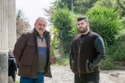 Gennaro Savastano (Salvatore Esposito, re.) und sein Onkel Gerlando Levante (Gianni Parisi, li.).