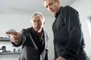 (v.li.): Heinz Marecek (Hannes Kofler), Markus von Lingen (Heinz Keusch).