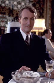 Hugh Fraser (Hastings).