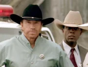 Walker (Chuck Norris, li.) und Trivette (Clarence Gilyard, re.) sind ein Team...