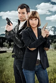 Jakob Seeböck (Lukas Roither), Kristina Sprenger (Karin Kofler).