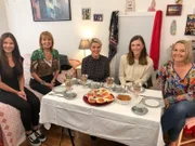 V.l.: Nina, Monika, Rike, Karla und Annette freuen sich auf eine gemeinsame Woche.