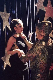 Buffy (Sarah Michelle Gellar), Marc (Burke Roberts)