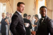 (v.li.): Barry Sloane (Jake Reilly), Michael Luwoye (Anthony Little). (v.li.): Barry Sloane (Jake Reilly), Michael Luwoye (Anthony Little).