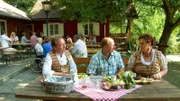 Christian Knobloch, Harry Prünster, Waltraud Knobloch (Waldschenke).