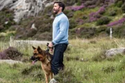 Matthew (Benjamin Sadler) sucht seine verschwundene Frau Vanessa.