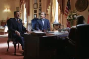 (v.l.n.r.) Frank (Tom Selleck); Carlton Miller (Mark Linn-Baker); Mayor Dutton (Lorraine Bracco)