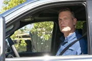 Bobby Nash (Peter Krause)