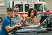 (v.l.n.r.) Special Agent Ivan Ortiz (Miguel Gomez); Supervisory Special Agent Jess LaCroix (Julian McMahon); Special Agent Sheryll Barnes (Roxy Sternberg)