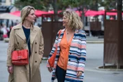 Belinda Muller ( Maëva Pasquali, l.); Candice Renoir (Cécile Bois, r.)