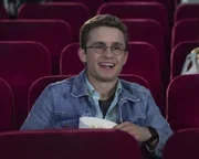 Adam Goldberg (Sean Giambrone)