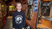 Dane im Wrackmuseum mit alten Schätzen