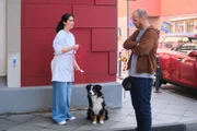 Esma (Özge Delioglan) ist erleichtert, als Tobias (Patrick Müller) Bandit noch eine Chance gibt.