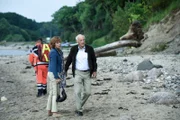 Die Eltern der verschwundenen Anna, Gustav und Ulrike Hansen (Ulrike Kriener l., Dietrich Hollinderbäumer r.) sind erschüttert. Hat sich ihr Schwiegersohn umgebracht? Oder steckt etwa Mord dahinter?