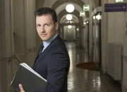 Egal, ob im zwischenmenschlichen Streit oder im Kampf gegen behördliche Willkür, das ATV-Team aus Reportern und Experten steht an Ihrer Seite: Rechtsanwalt Dr. Christian Horwath (Bild) ...